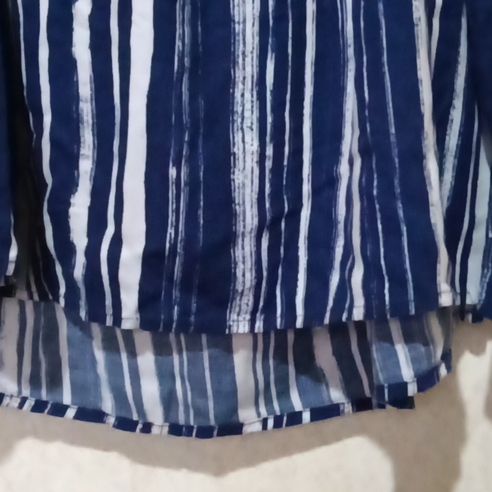 Faded Glory blue & white "off the shoulder" blouse size XL (16-18) - Picture 10 of 11